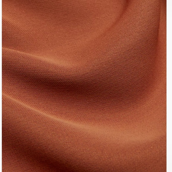 Aritzia Babaton
'90s Slit Midi Dress - Picture 5 of 7